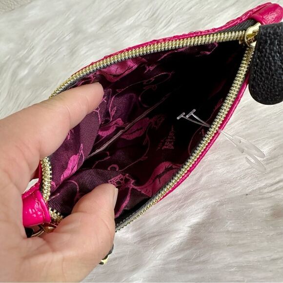 Betsey Johnson Hearth Embossed Pink Wristlet - Picture 2 of 6